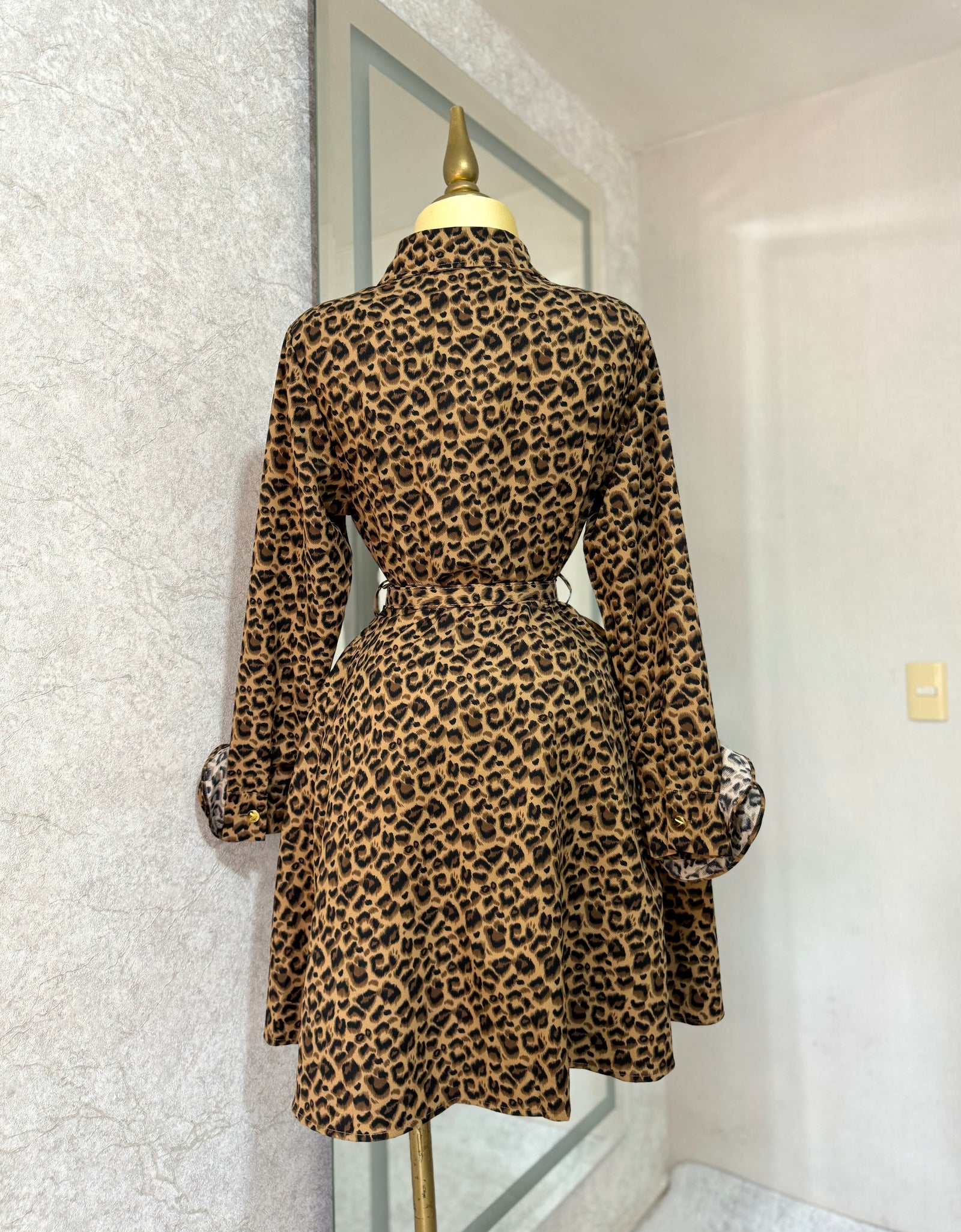 Vestido animal print con cinto